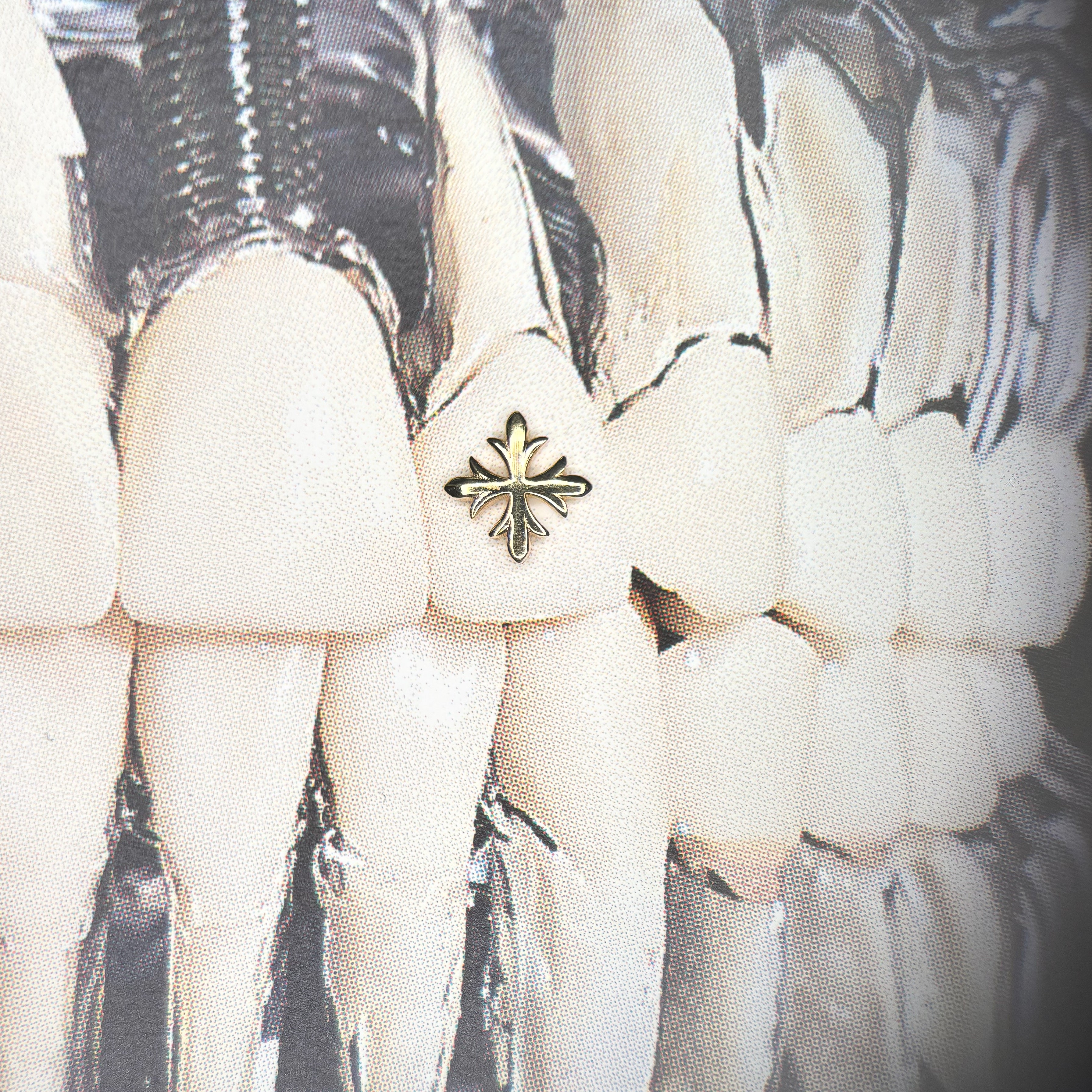 18K Gold Tooth Gems – Chrome Cross