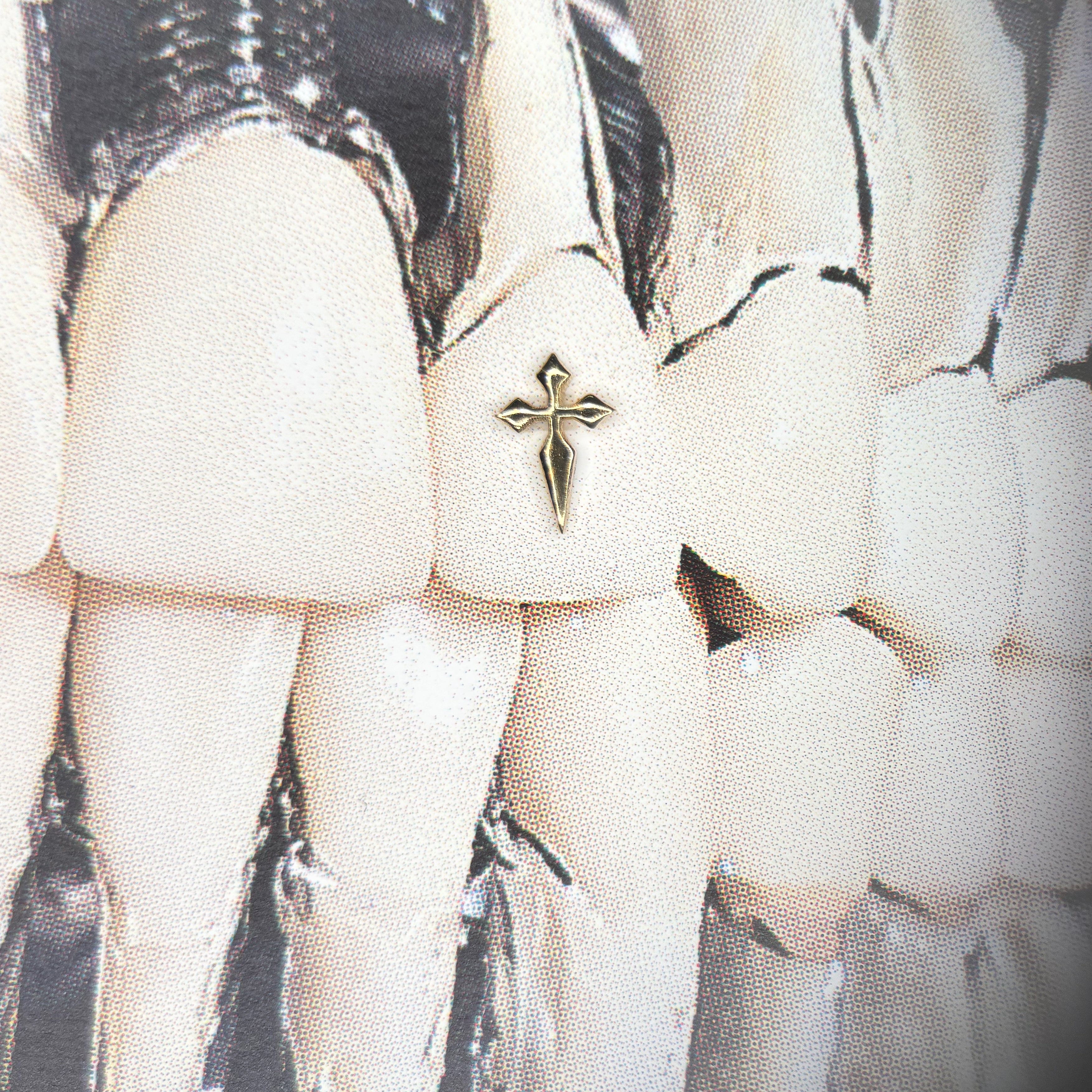 18K Gold Tooth Gems – Dagger Cross