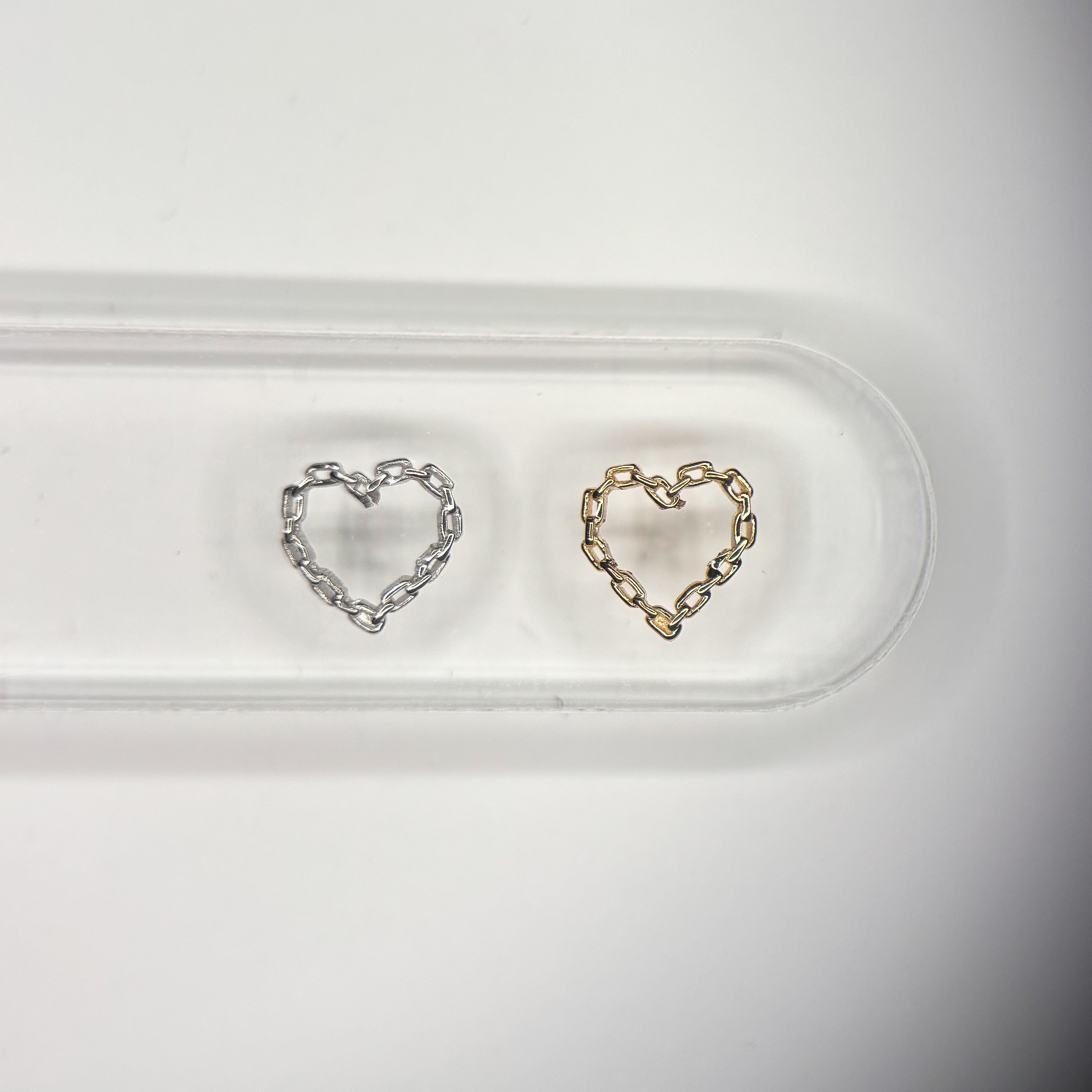18K Gold Tooth Gem – Chained Heart