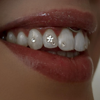 Micro Tooth Gems Flower